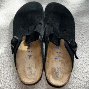 Black Birkenstock Boston Soft Footbed Clogs Size 42 (Men's 9 Women's 11)